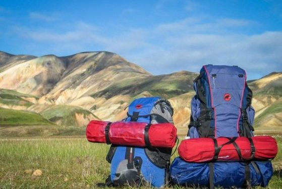 travel packing tips how to have less number of bags while travelling
