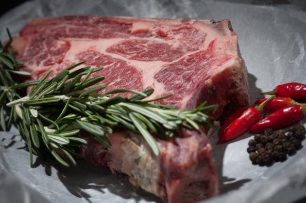 Why I Can't Stop Eating Junk Food: 11 Steps To Fix This 4 red meat high fat