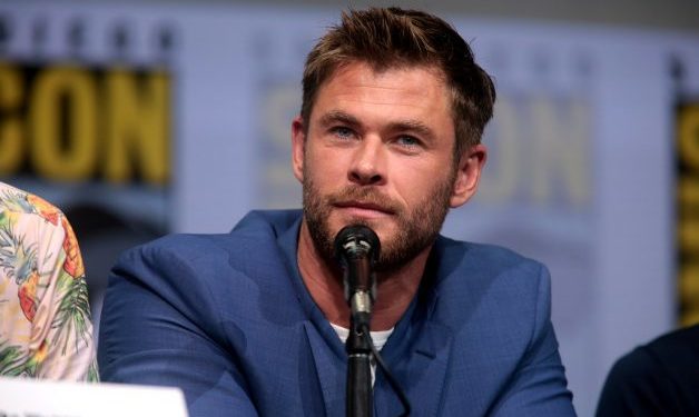 chris hemsworth bio | Matey Lifestyle