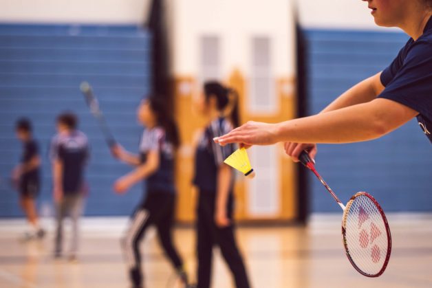 i want to play badminton