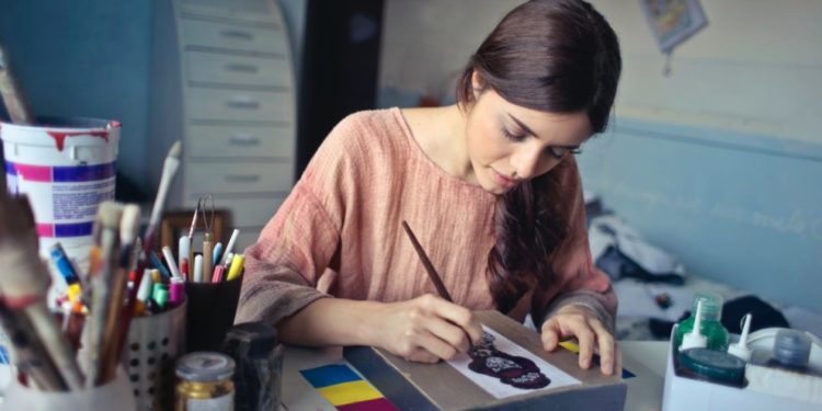 creative women painting | Matey Lifestyle