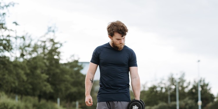 How long does it take to build noticeable muscle