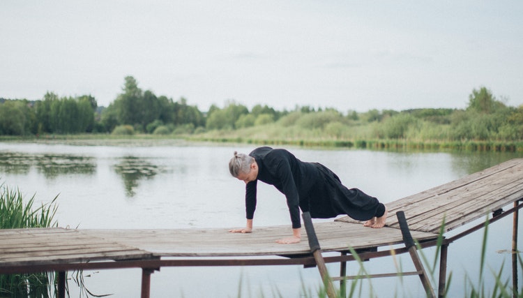 Push ups After Eating: Can I Do It, Waiting Duration & More 2 pushups 1 | Matey Lifestyle