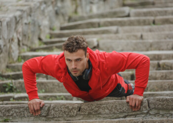 daily pushups. should you do pushups daily. is daily pushups good for you