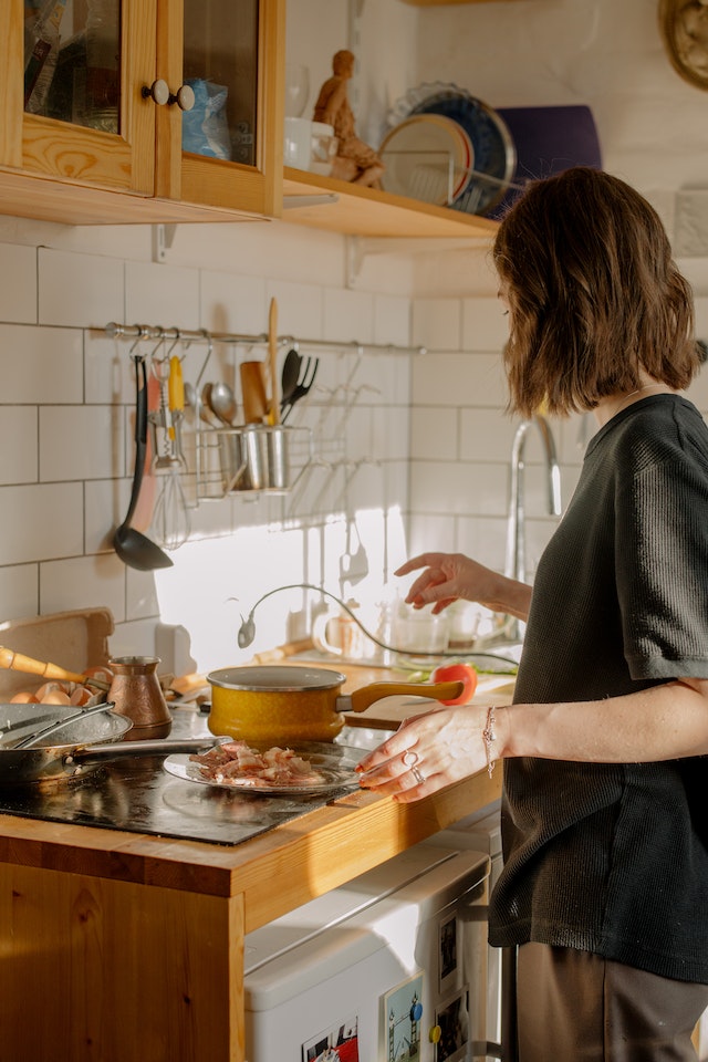 how cooking helps you to judge between healthy and unhealthy food